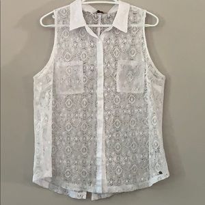 Cutest Guess blouse